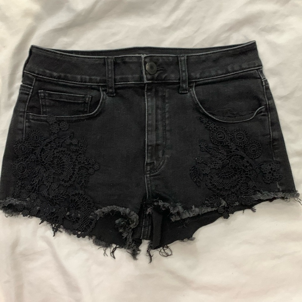 American Eagle hi-rise shortie